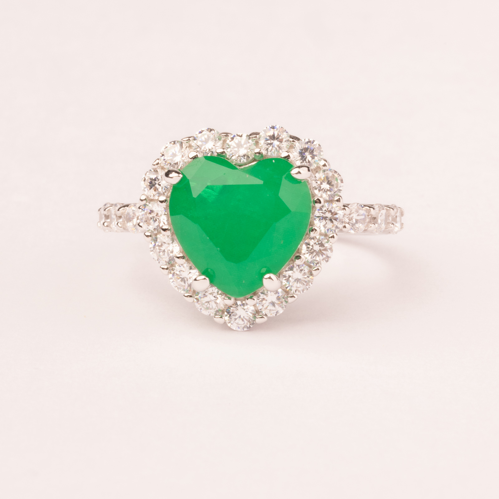 Anello cuore sfaccettato colorato mm. 10x10