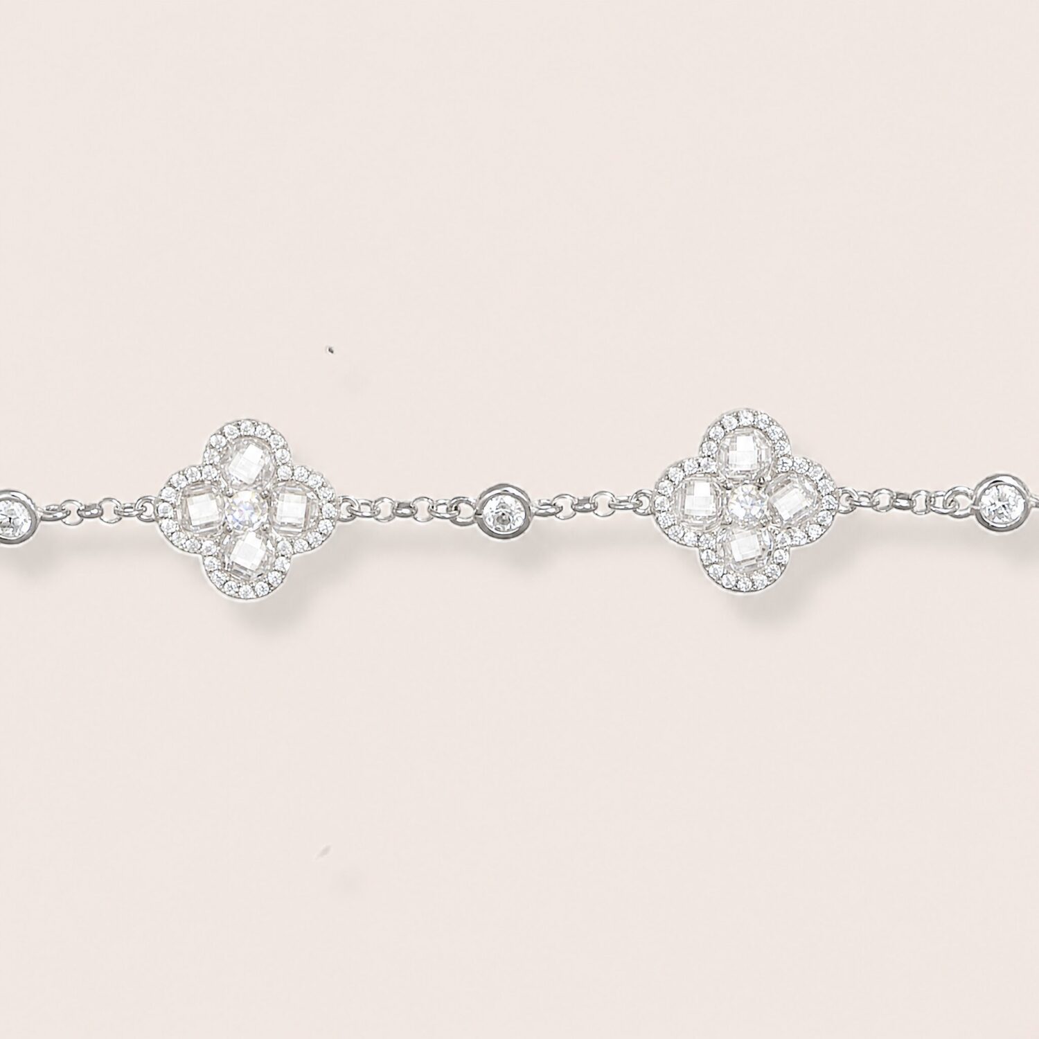 Bracciale Fleurs zirconi bianchi