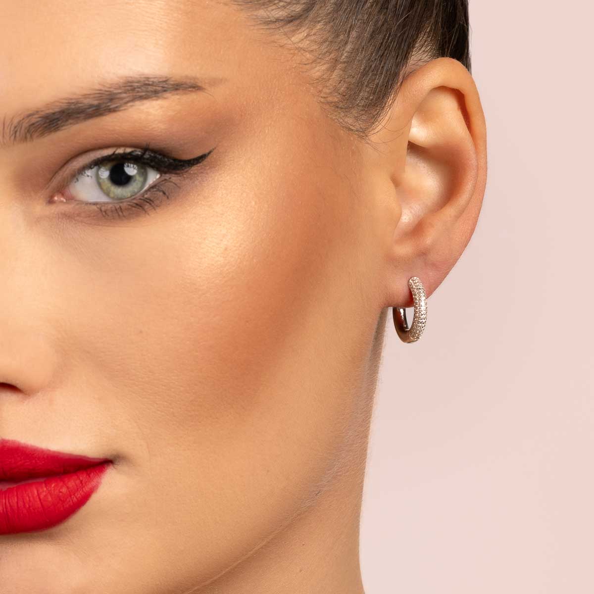 Orecchino cerchietto scatto pave'